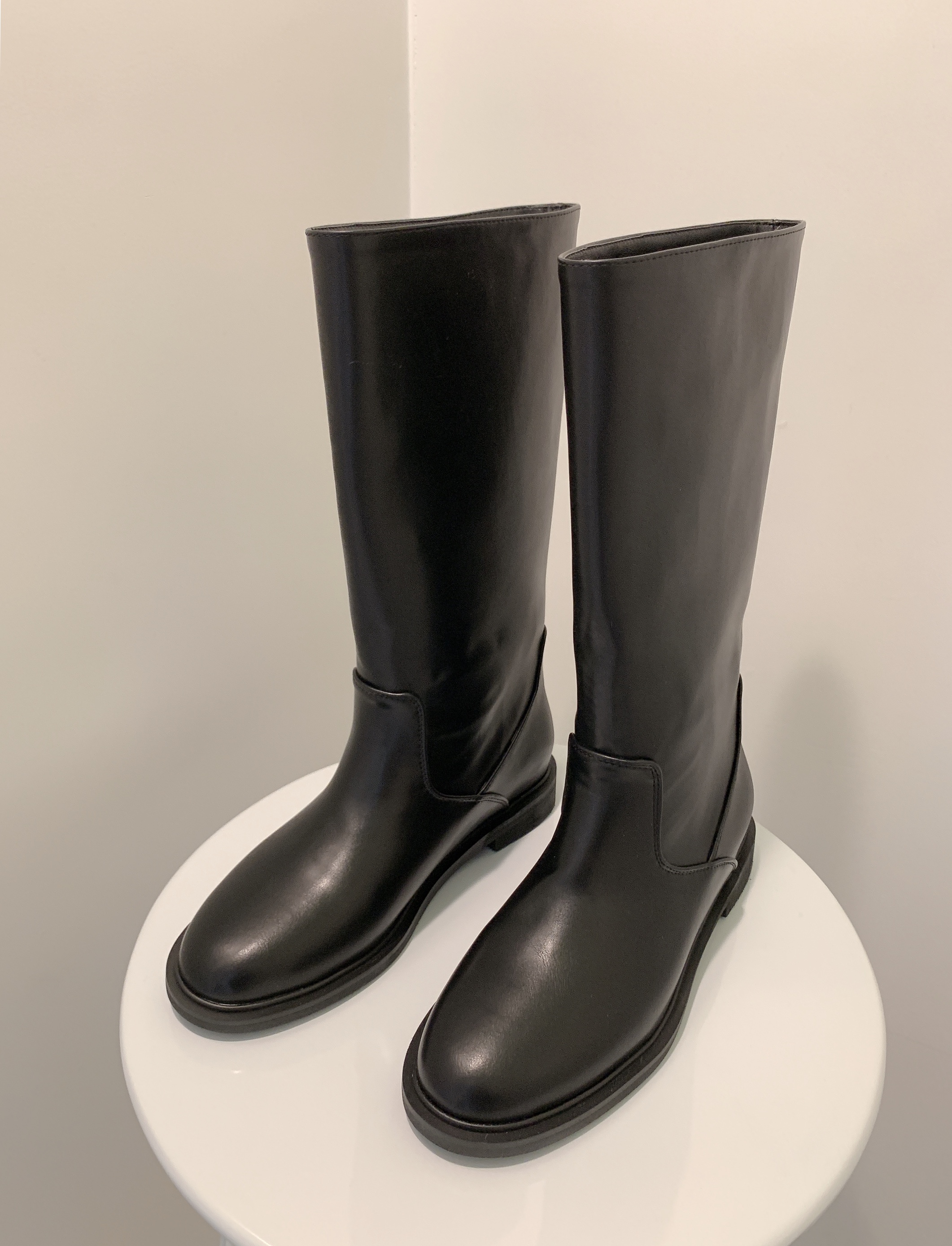 르플리에 클래식 하프 부츠