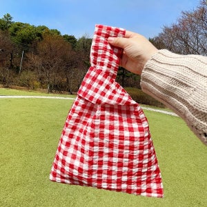꽁지 쿨체크 미니 매듭 가방 여름 가벼운 손목가방, 꽁지