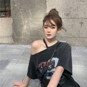 구미 티셔츠 여자 팝스타 빈티지 인스퍼블릭 단크 오프숄더 와이드 여름