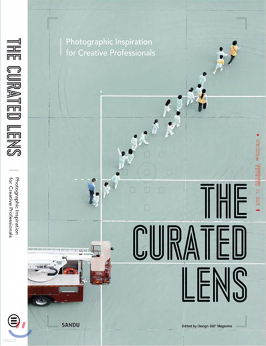 (The)Curated Lens