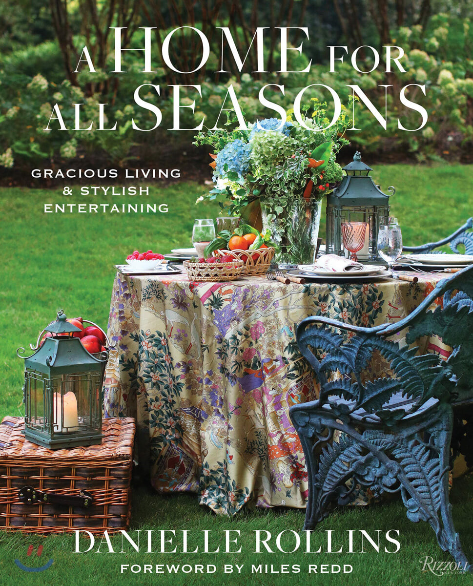 (A)Home for All Seasons : Gracious Living & Stylish Entertaining