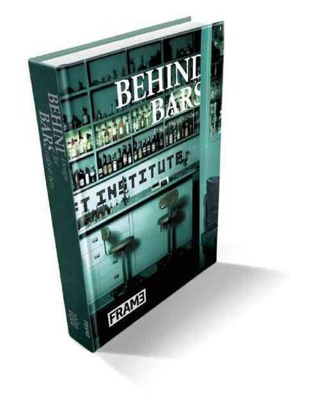 Behind Bars : Design for Cafes and Bars / Marlous Willems