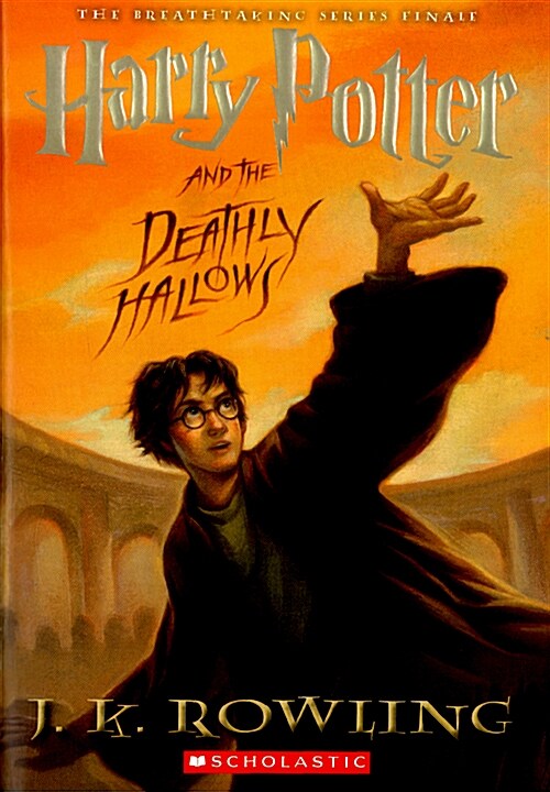 Harry Potter and the deathly hallows / by J.K. Rowling