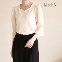 KLACHE 하트넥시스루플레어블라우스 CB2FBL041A