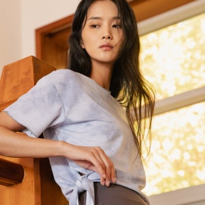 [모어아웃] 여성요가복 타이다이 워터 슬릿 숏 슬리브 4TT2410 4TT2410