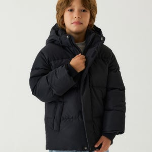 [무신사 스탠다드 키즈] 후디드 다운 푸퍼 숏 패딩 재킷 [블랙] MKBDJBZ01-BK