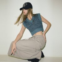 [에트몽] Color Blend Crop Knit Vest, Blue