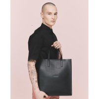 질스튜어트 PAPER BAG 페이퍼백 레더 남성 토트백 스몰 JUBA3E753BK