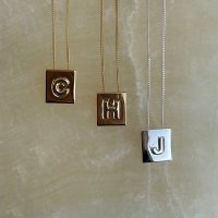 사각 이니셜 목걸이 square initial necklace