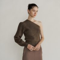 루시르주 One off shoulder knit 22FW016