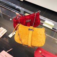 미우미우 스웨이드 크리스탈 체인 크로스 숄더 백 MIUMIU SUEDE CRYSTAL CHAIN SHOULDER BAG 2BVF 5BH124