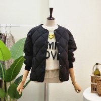 DB 4CUS 무지 퀼팅 노카라 점퍼 FW2J9JP5203