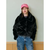 샐러드볼즈 CROP FUR JACKET