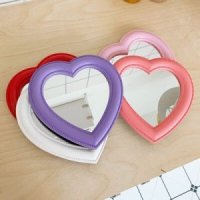 텐바이텐 Mini Bubble Heart Mirror 미니버블하트거울