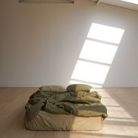 Deep khaki bedding