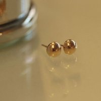 텐바이텐 리리프로덕트 18k골드-리리프로덕트 half ball earrings or