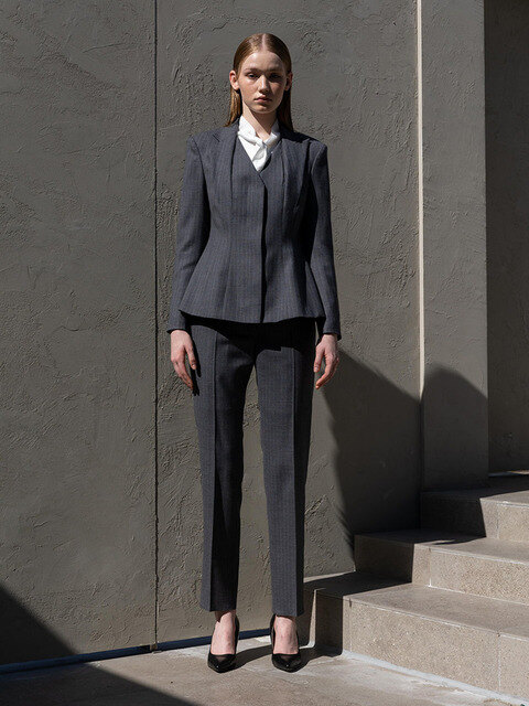 [드팜므] TWO LAYERD TAILRORED SUIT GREY