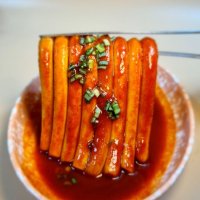 NEW슬림떡볶이 출시 믿고먹는 18cm롱밀떡볶이 외 분식친구들 모음