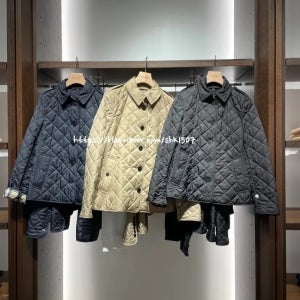 버버리 S22 여성용 뉴프랭크비 퀼팅자켓 블랙 네이비 베이지 8053045