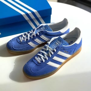 아디다스 가젤 인도어 블루 오렌지 트리플 블랙 HQ8717 HQ8718