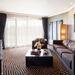 라온골프텔 34평 4인실 더뉴 스파크2박3일패키지제일싼렌트카 8월말제주도항공권 제주애월관광