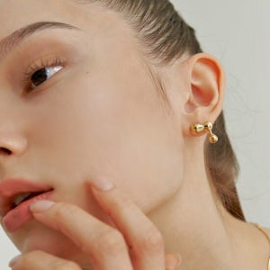 리엔느와르 Flow Unbalance Earring (2color)