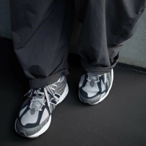 뉴발란스 1906R 네이비 그레이 밀레니얼 클래식 M1906RC