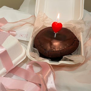 레터링 화이트데이 수제 갸또쇼콜라 초코케이크, 카페소단