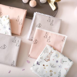 순수한 토끼래빗 손수건🐇, 위트어라운드