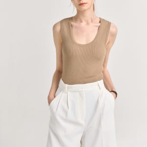 [크램38] BELLA KNITTED RIBBED TOP NOCCIOLA 벨라 베이지 니트 민소매 나시