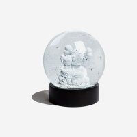 카우스 홀리데이 장백산 스노우 글로브 Kaws Holiday Changbai Mountain Snow Globe