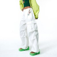 [에즈이프캘리] PARACHUTE CARGO PANTS WHITE