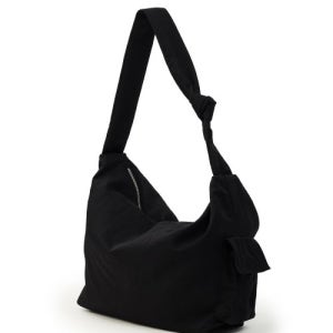 [페이퍼보이] 미니멀 포켓 숄더백-블랙 P23SSBA001