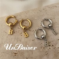 UNBAISER 이니셜B 펜던트 펀칭 귀걸이 이어링 귀찌