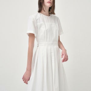 [에트몽] Half Sleeve Pleats Dress, White