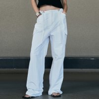 니브 Nylon Wide Cargo Pants