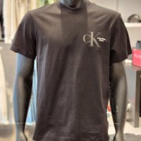 Calvin Klein Jeans 남성 레귤러핏 백로고 반팔 티셔츠 ZM02283-BEH