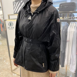 몽클레르 몽클레어 여성 안차트 ANCHAT 벨트 바람막이 자켓 1A77500 68953 999