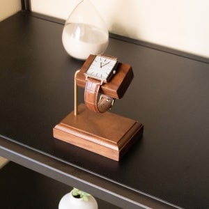 [Walnut] 원목 시계 거치대 1구 테이블소품, 쉬고 싶은 나무