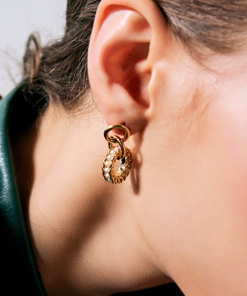 [일레란느] GENTLER CIRCLE EARRINGS GENTLER CIRCLE EARRINGS
