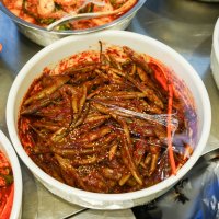 부천시 배달 알싸한 고추무침 400g 부천신흥 맛있는반찬