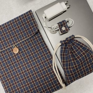 네이비레드체크노트북파우치 ෆ, Sotimomade