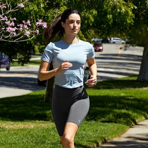 젤라 인텐션 바이커 쇼츠 5부 마그넷그레이