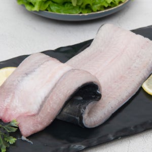 손질된 국산 자포니카 민물 장어 1kg(손질 후 700~750g)