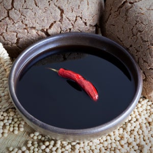 전통 방식으로 담은 한식 조선간장 900ml