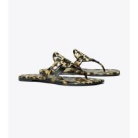 토리버치 MILLER SANDAL PRINTED PATENT 레더