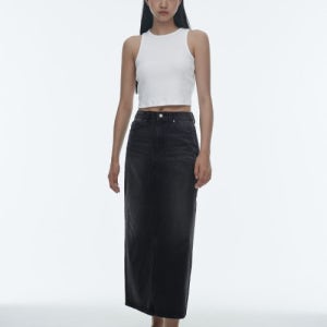 [무신사 스탠다드 우먼] 우먼즈 데님 맥시 스커트 [워시드 블랙] MWCSN0Z03-WC