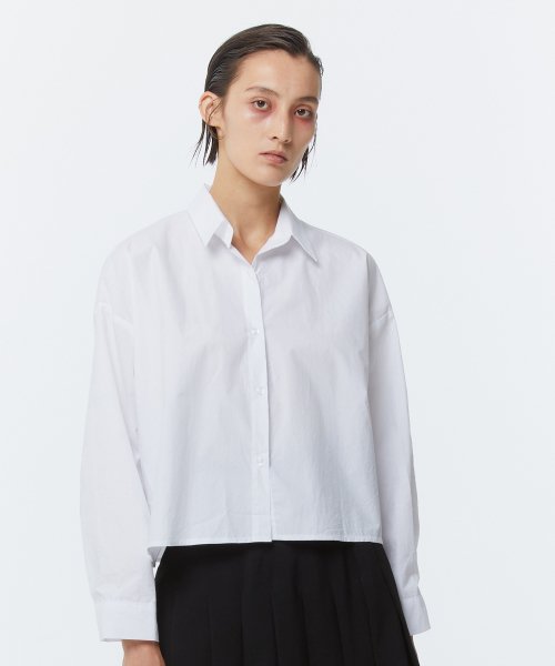 [킴도] BACK SLIT CROPPED SHIRT WHITE KD23SS04