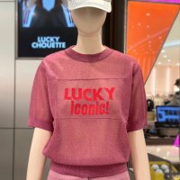 럭키슈에뜨 LUCKY CHOUETTE 메탈 자수 반팔 풀오버 LFWAM23560