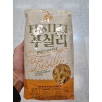 노브랜드 푸실리 500g 멘토스 2개